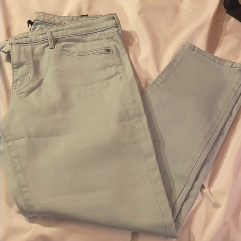BRAND NEW Gap girlfriend jeans